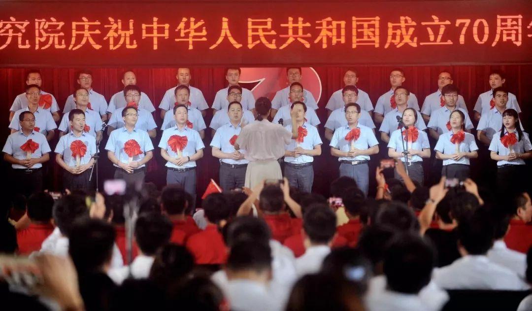 救援采蜜人